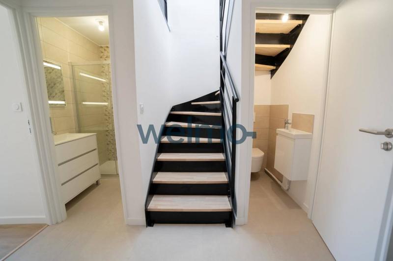 Appartement - 100 m² - 5 pièces