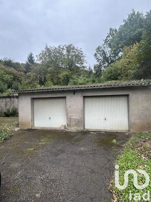 Maison - 245 m² - 9 pièces