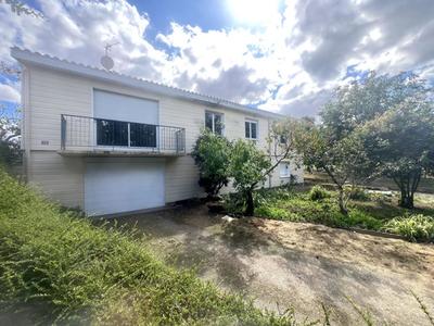 Maison - 132 m² - 8 pièces