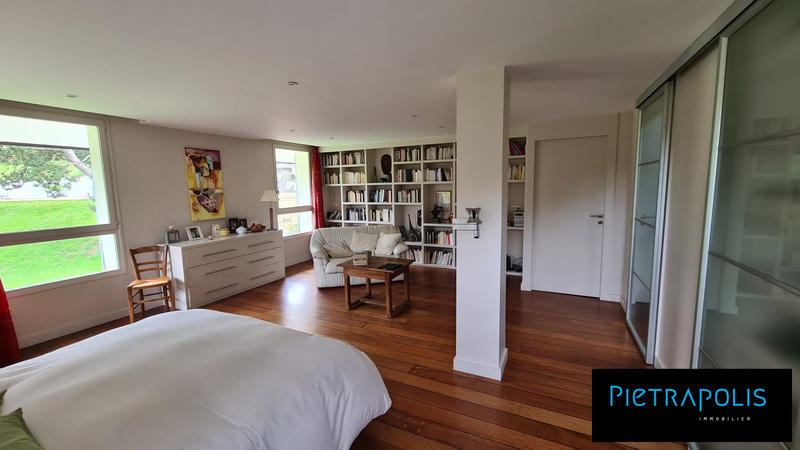 Villa - 265 m² - 7 pièces