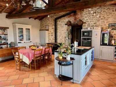 Maison - 156 m² - 7 pièces