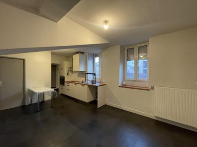 Studio - 33 m² - 1 pièce