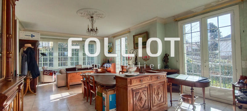 Maison - 185 m² - 6 pièces