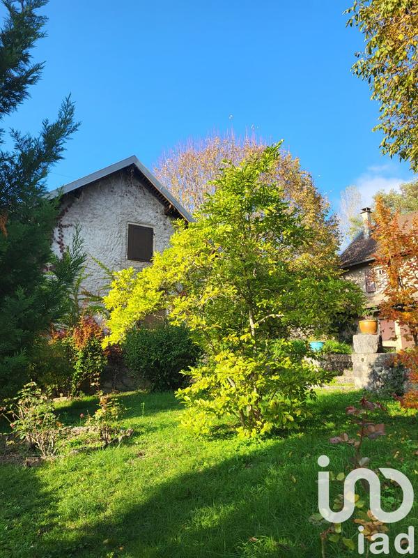 Maison - 250 m² - 8 pièces