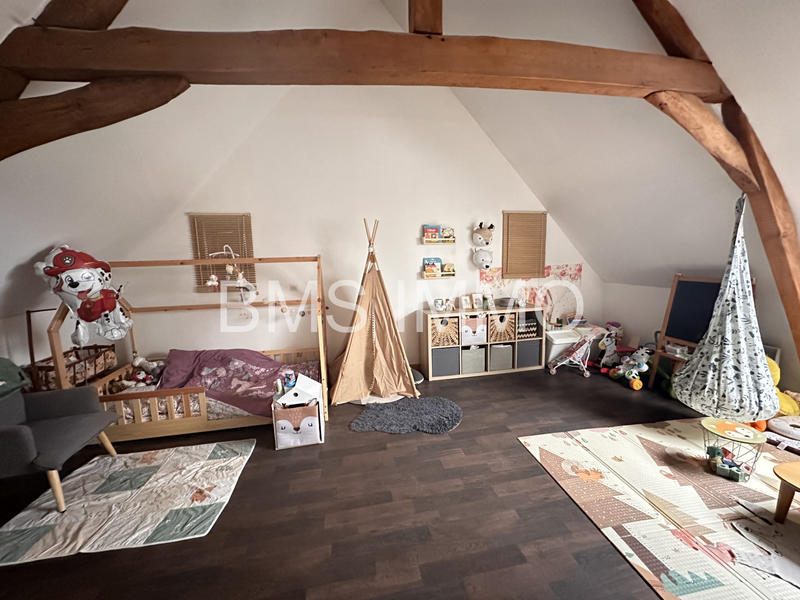 Maison - 150 m² - 4 pièces