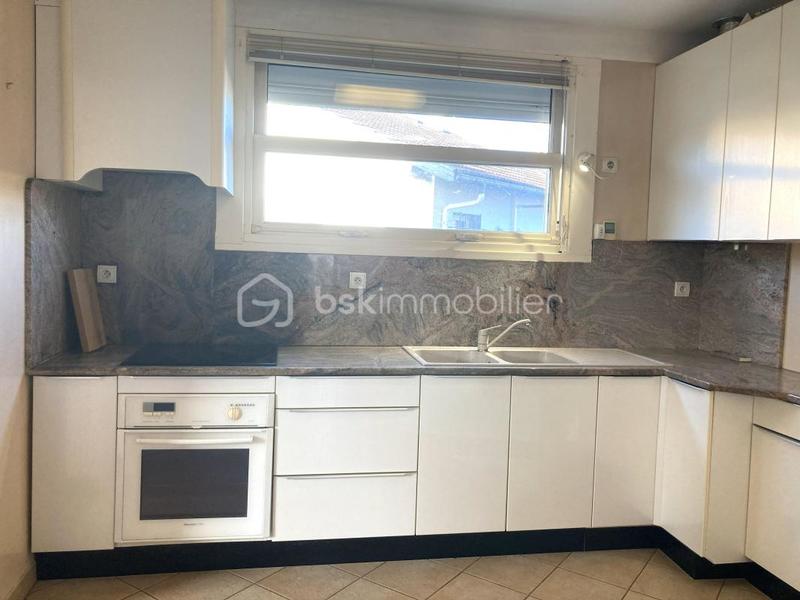 Maison - 100 m² - 5 pièces