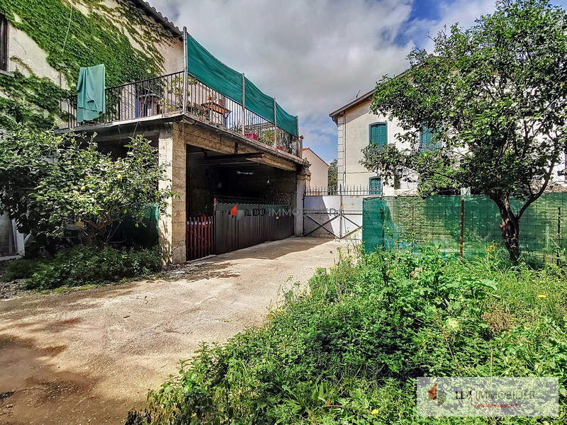 Maison - 180 m² - 8 pièces