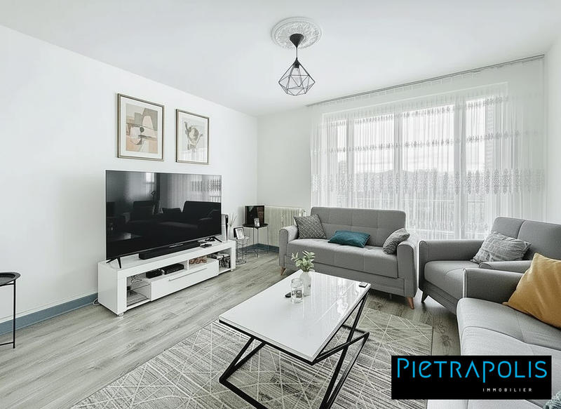 Appartement - 70 m² - 3 pièces