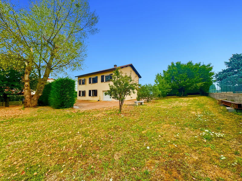 Maison - 135 m² - 6 pièces