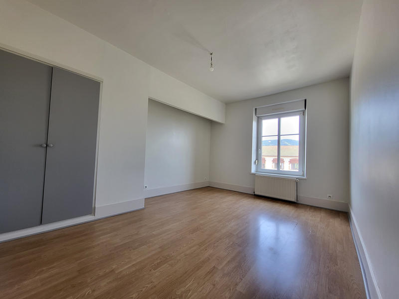 Appartement - 75 m² - 3 pièces