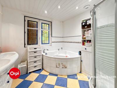 Maison - 91 m² - 4 pièces