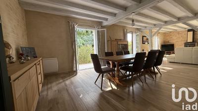 Maison - 232 m² - 7 pièces