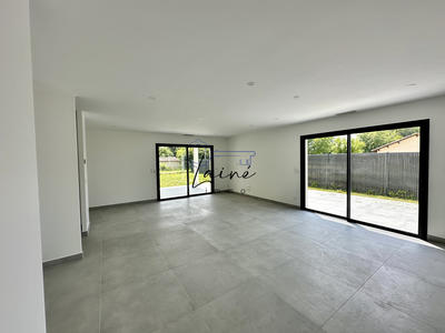 Maison - 115 m² - 4 pièces