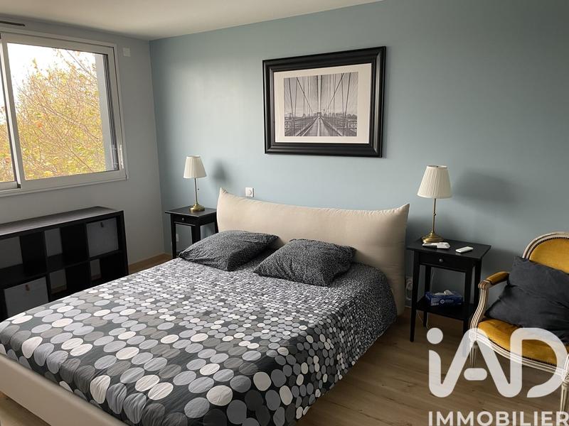 Maison - 186 m² - 9 pièces