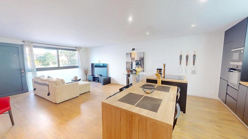 Loft - 67 m² - 3 pièces