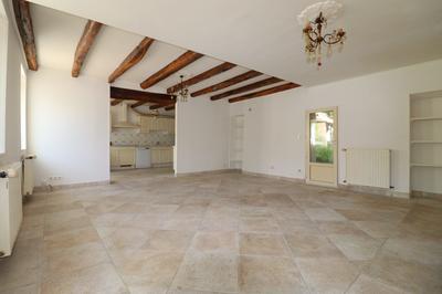 Maison - 122 m² - 8 pièces