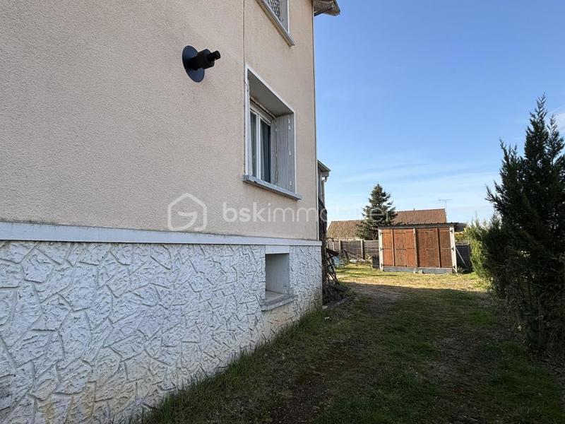 Maison - 98 m² - 5 pièces