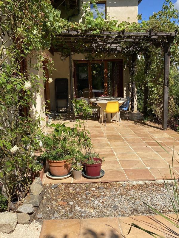 Maison - 205 m² - 7 pièces