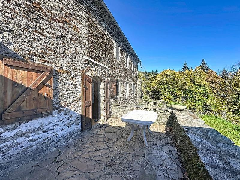 Propriété - 128 m² - 6 pièces