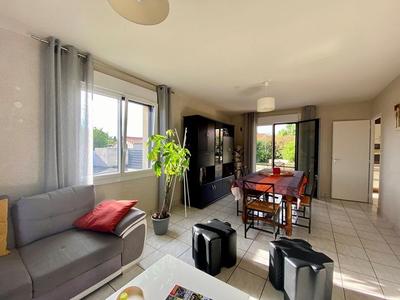 Maison - 100 m² - 6 pièces