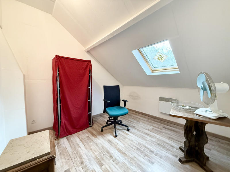 Maison - 98 m² - 5 pièces
