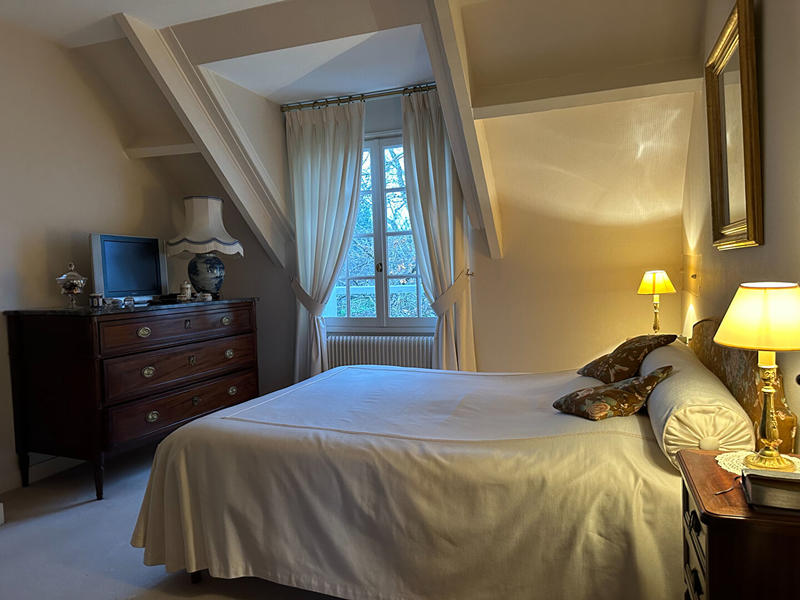 Maison - 274 m² - 7 pièces