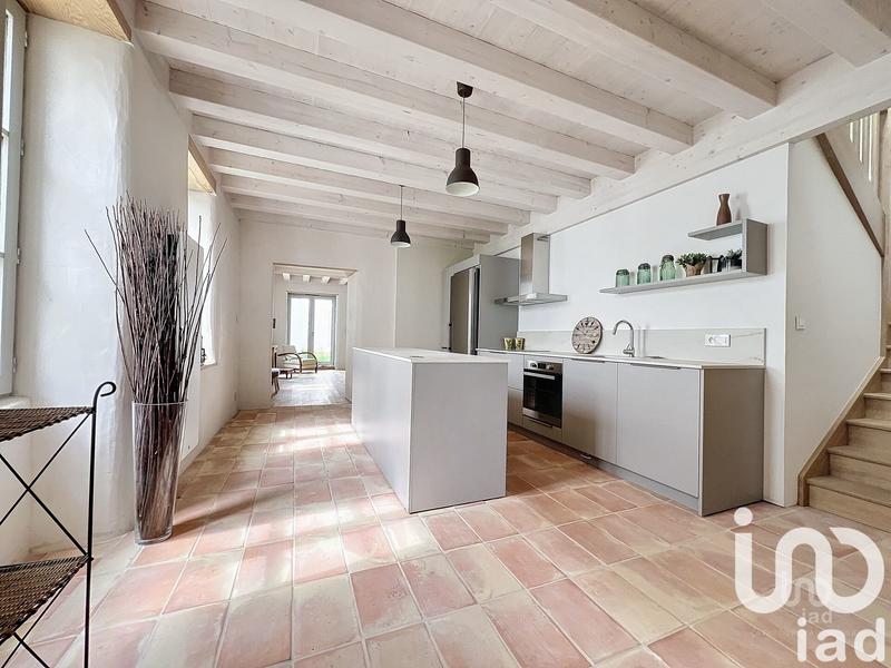 Maison de village - 238 m² - 10 pièces