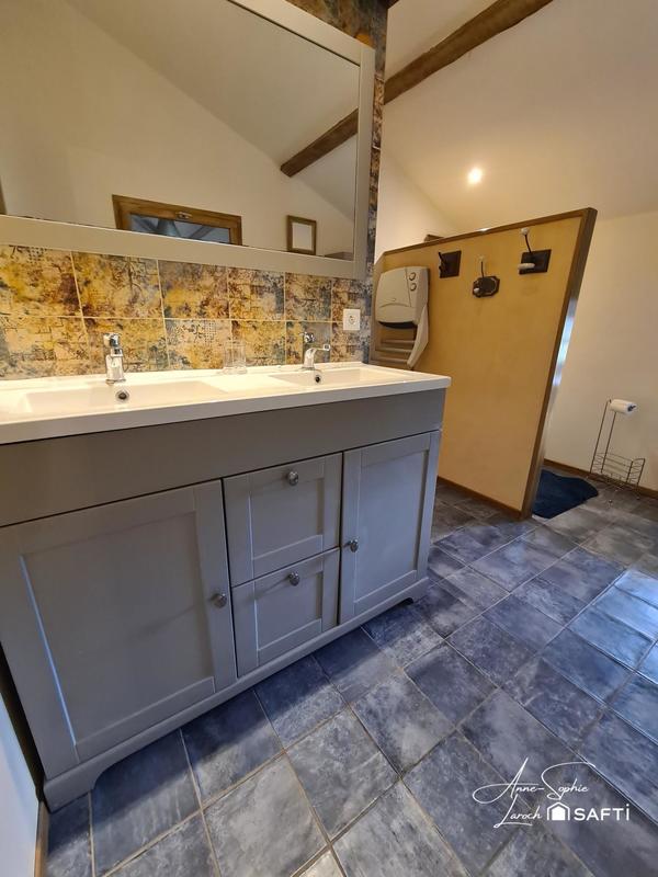 Maison - 160 m² - 5 pièces