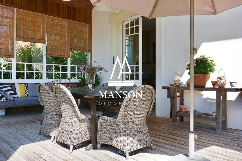 Villa - 190 m² - 8 pièces