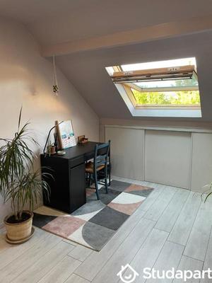 Chambre - 14 m² - 1 pièce