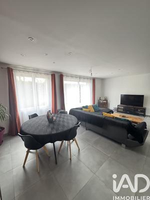 Maison - 96 m² - 4 pièces