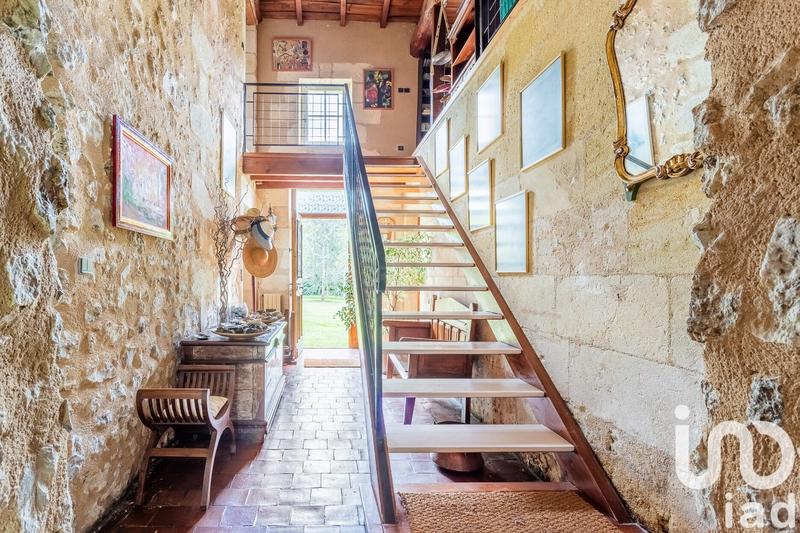 Maison - 314 m² - 10 pièces