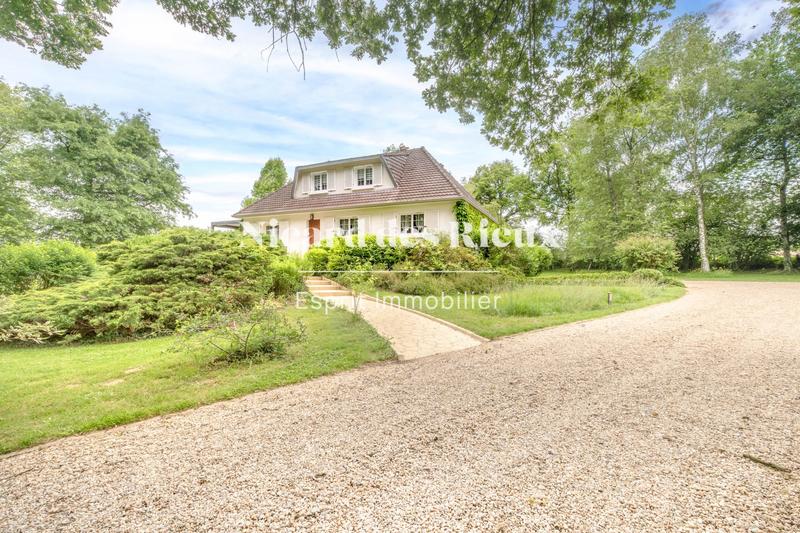 Maison - 146 m² - 7 pièces