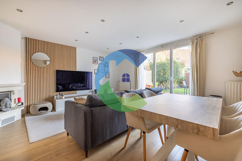 Maison - 77 m² - 4 pièces