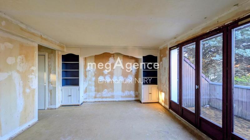 Maison - 178 m² - 8 pièces