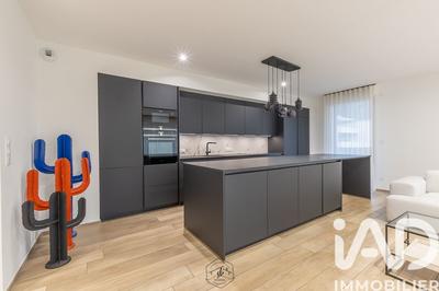 Appartement - 75 m² - 3 pièces