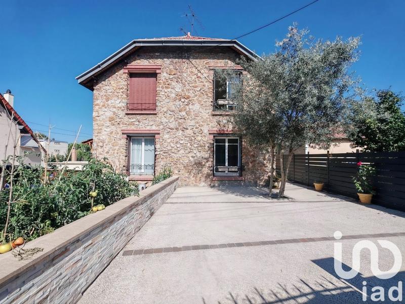 Maison - 92 m² - 4 pièces