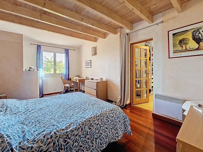 Villa - 176 m² - 6 pièces