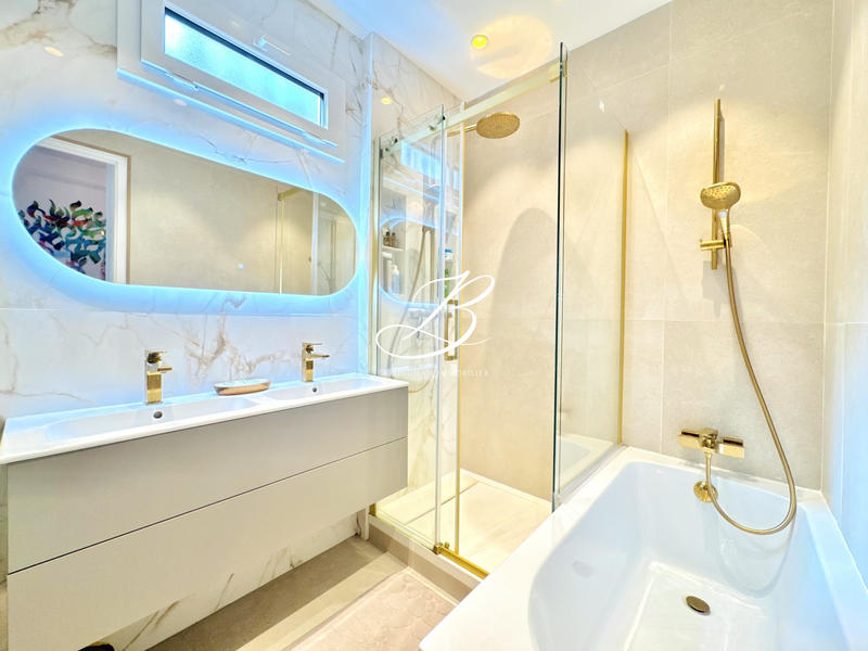 Appartement - 83 m² - 4 pièces