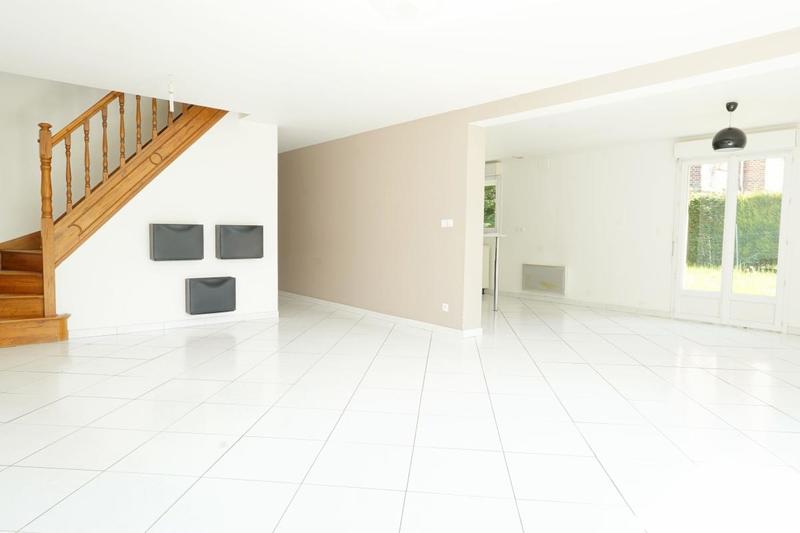 Maison - 106 m² - 4 pièces