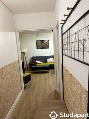 Chambre - 13 m² - 1 pièce