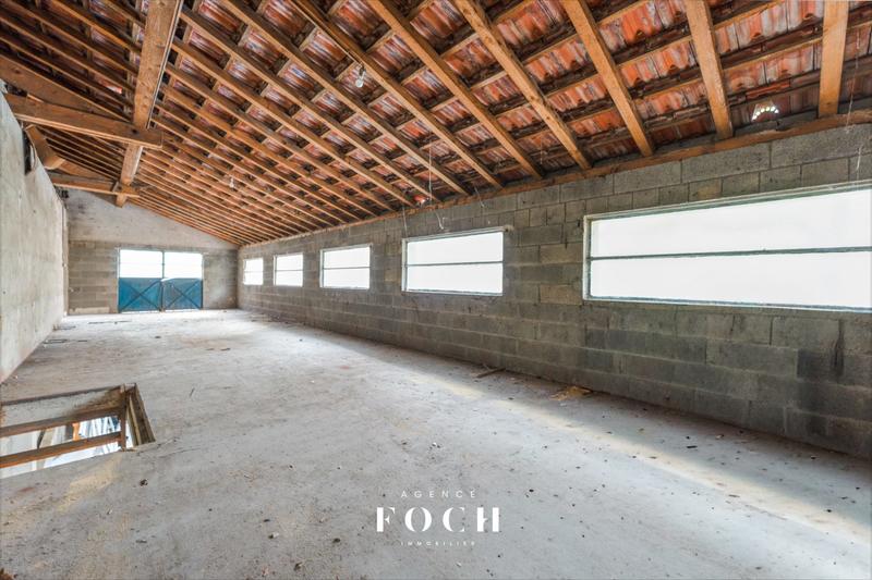 Appartement - 105 m² - 4 pièces