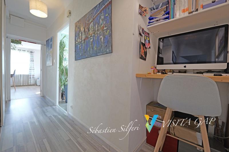 Appartement - 77 m² - 3 pièces