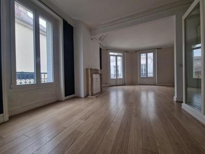 Appartement - 112 m² - 4 pièces