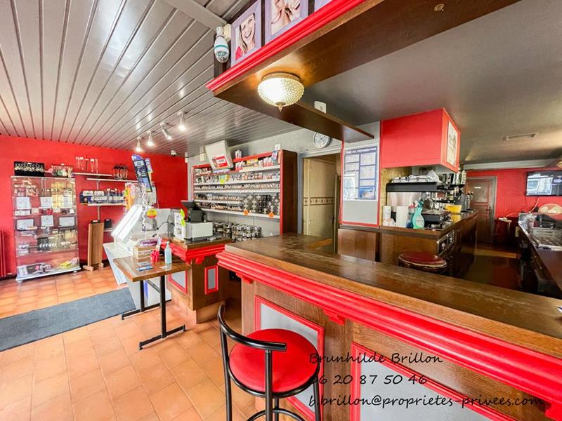 Immeuble - 270 m² - 13 pièces