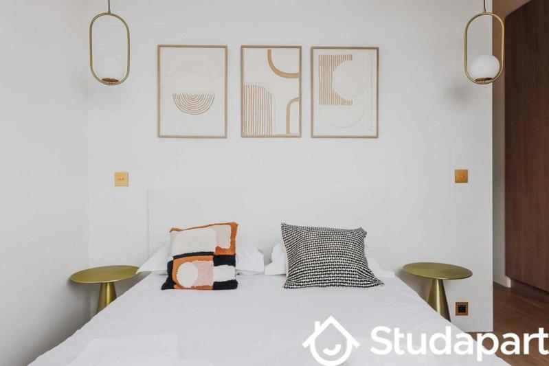 Appartement - 85 m² - 3 pièces