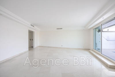 Appartement - 104 m² - 3 pièces