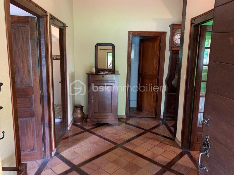 Maison en pierre - 240 m² - 10 pièces