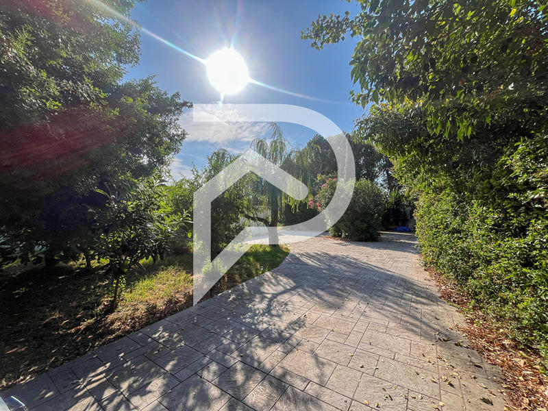 Villa - 140 m² - 6 pièces