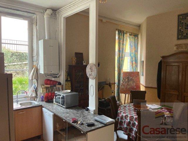 Appartement ancien - 62 m² - 2 pièces